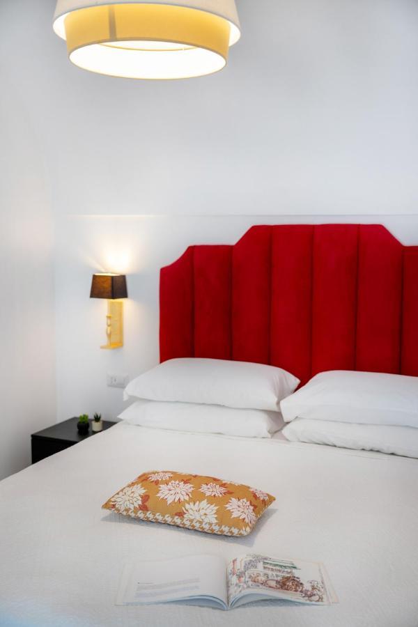 Villa Mimina - Exclusive Villa With Garden, Jacuzzi And Sea View Praiano Bagian luar foto